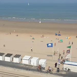 Raversijde With Seaview Apartment