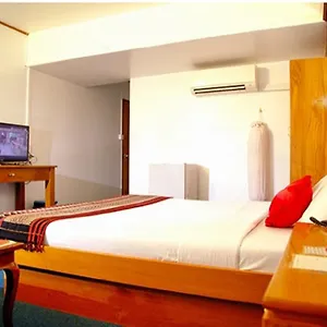 https://yoma-hotel.yangonhotels.org