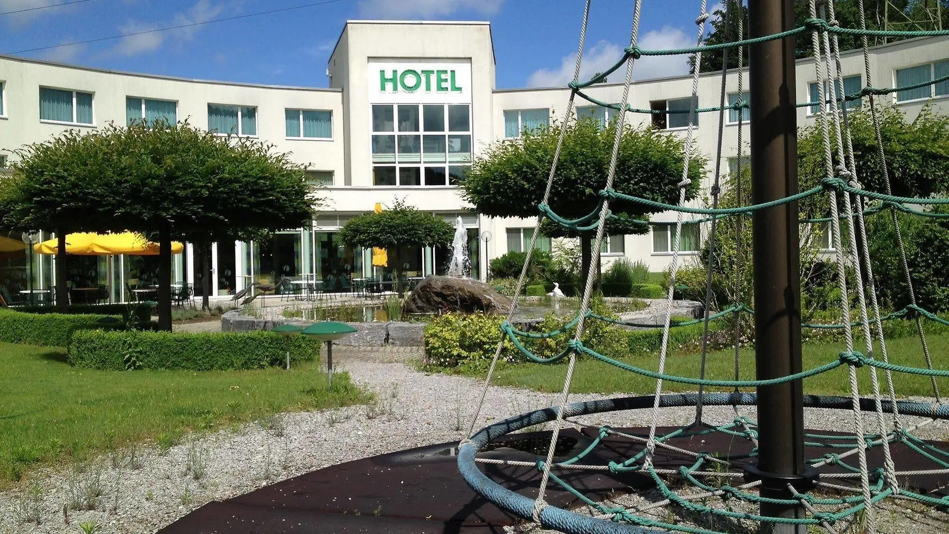 Hotel A1 Grauholz Bern 3*,